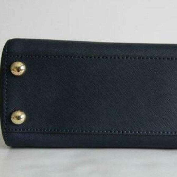 MICHAEL KORS CYNTHIA NAVY BLUE SAFFIANO LEATHER CROSSBODY SATCHEL BAG - NWT! - Picture 10 of 10